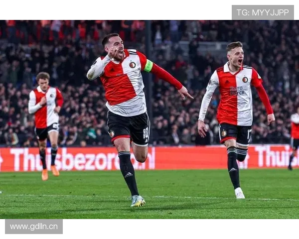 费耶诺德末轮意外失利客场0比2不敌海伦芬帮助对手锁定欧战附加赛资格